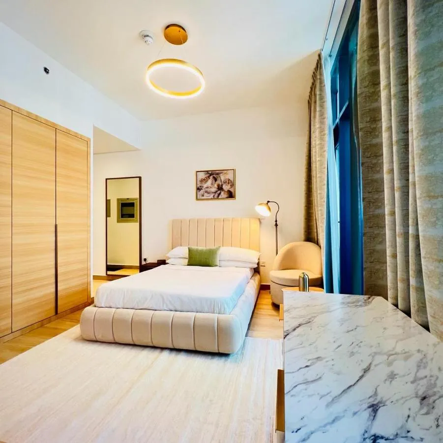Cozy Studio JVC Dubai, Short Drive to Dubai Marina, JBR, Downtown Dubai — صورة 2