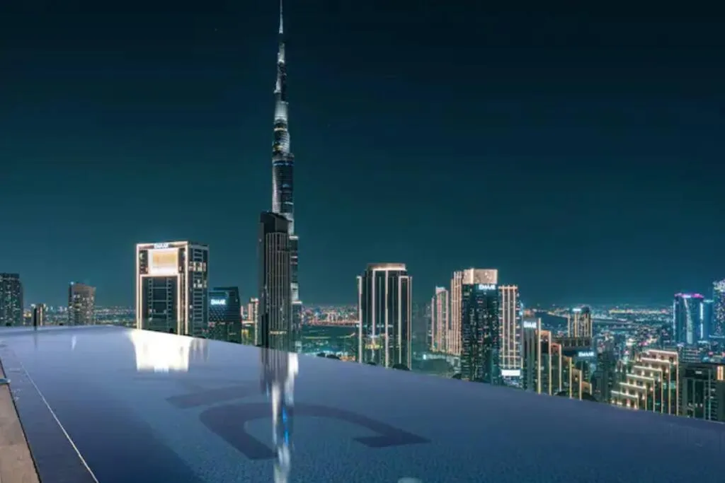⁨Highest Infinity Pool Burj Khalifa View⁩ — صورة 43