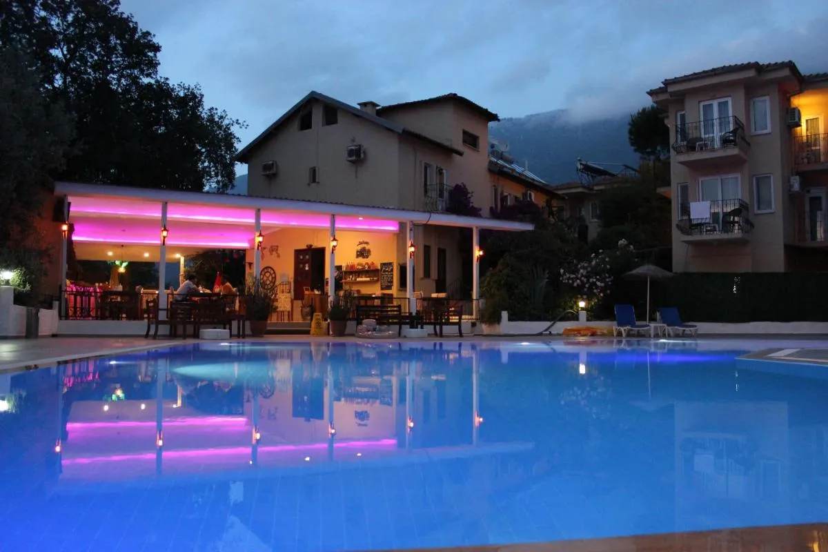 Tunacan Hotel - Oludeniz، تركيا