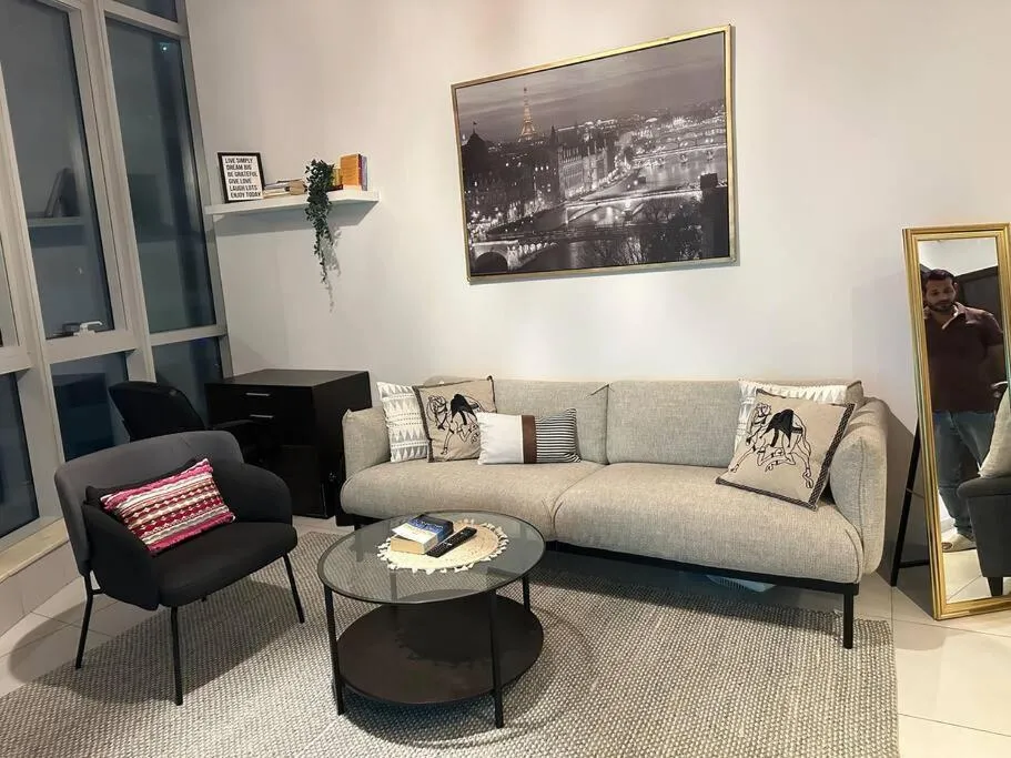 ⁨Cozy 1BHK Apartment-Dubai Marina⁩ — صورة 9