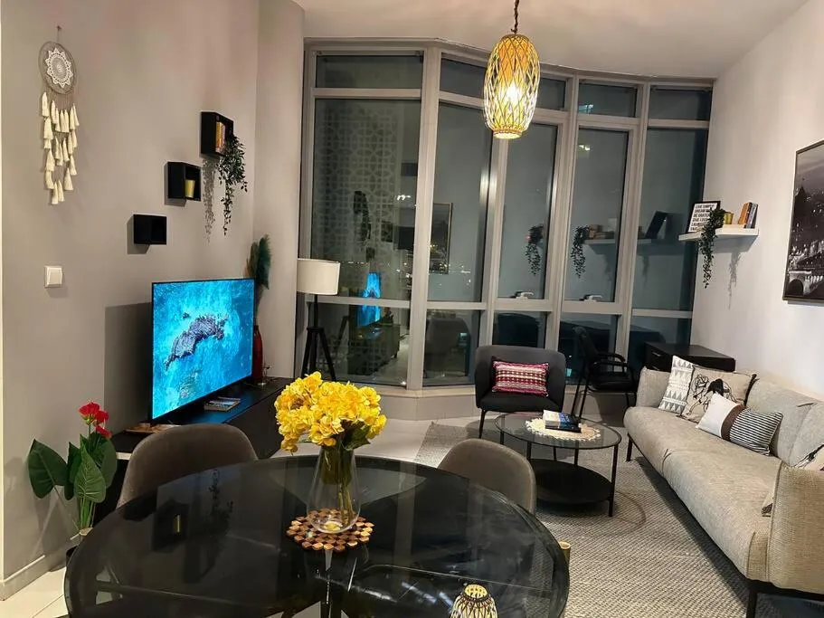 ⁨Cozy 1BHK Apartment-Dubai Marina⁩ — صورة 13