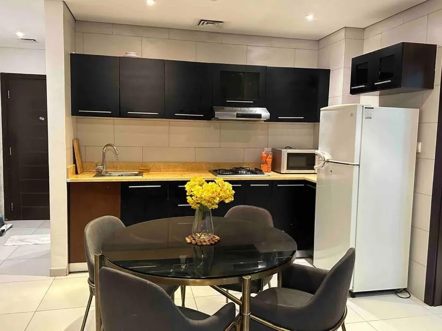 ⁨Cozy 1BHK Apartment-Dubai Marina⁩ — صورة 14