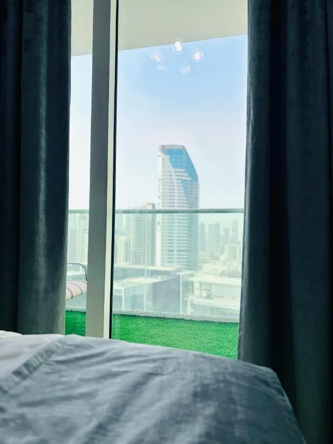 Modern Apartment in Downtown Dubai — صورة 3