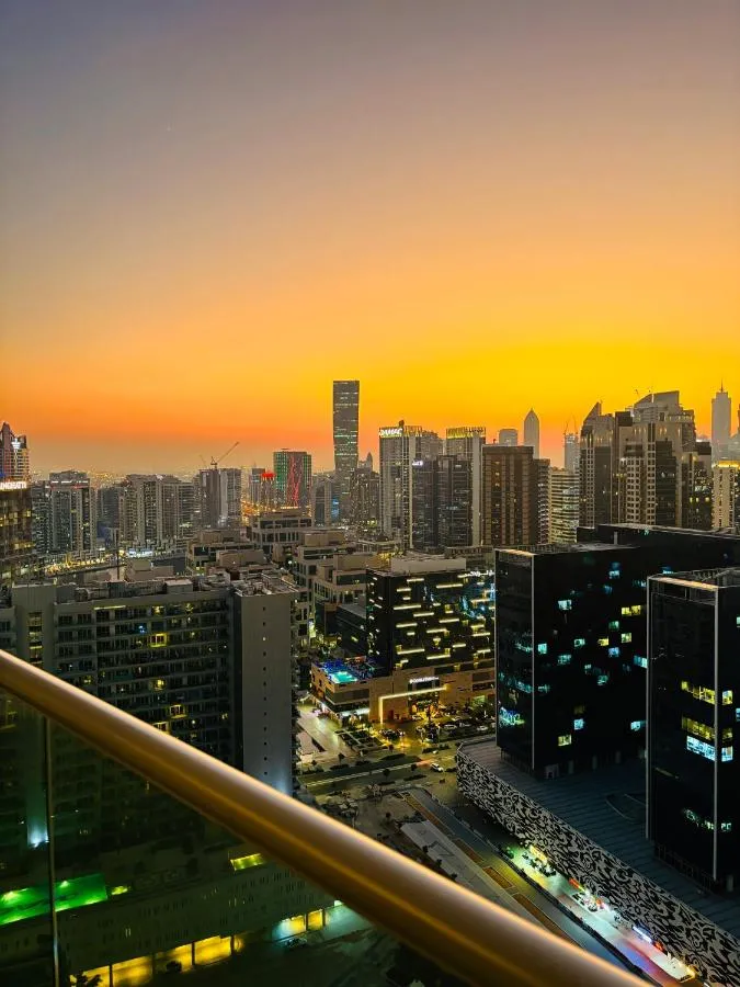 Modern Apartment in Downtown Dubai — صورة 2