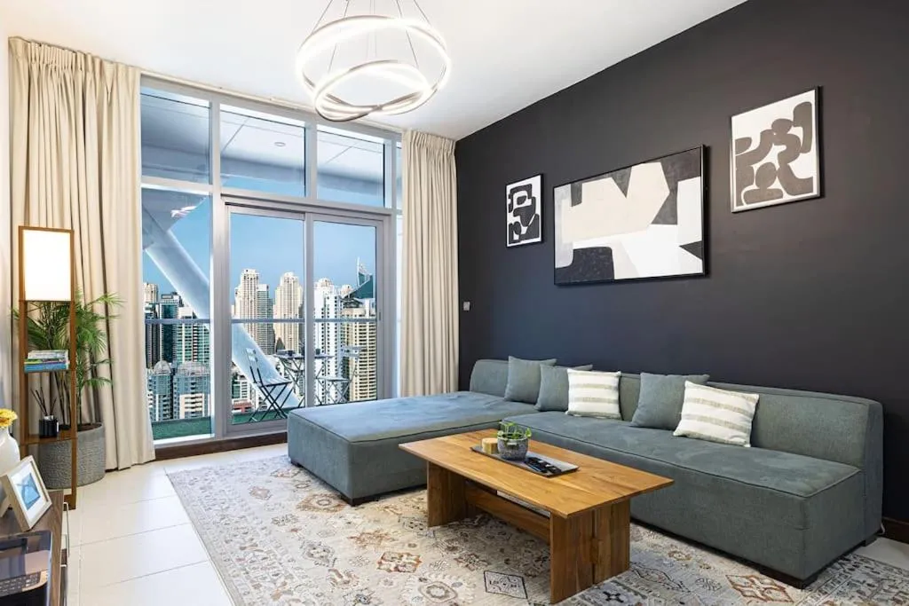 2BR on 30th Floor in JLT Near Metro & Walking Distance to JBR Beach, Dubai Marina - دبي، الإمارات