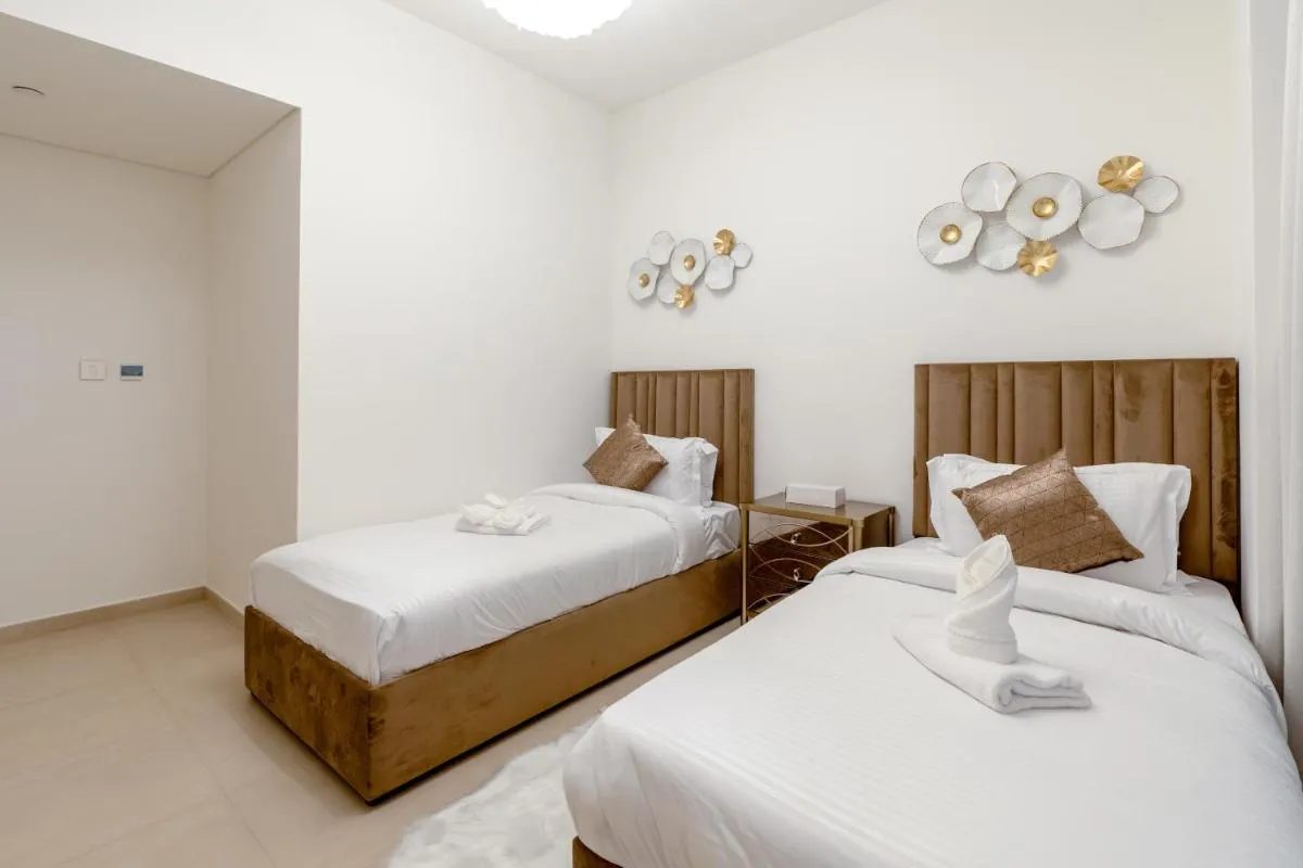 3 Bedrooms Apartment in Downtown Views - Dubai Burj Khalifa View — صورة 3