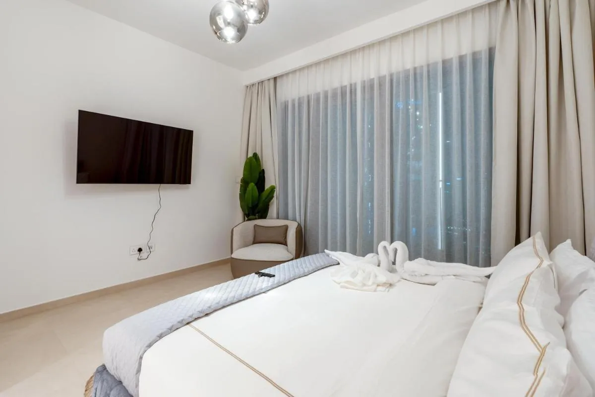 ⁨3 Bedrooms Apartment in Downtown Views - Dubai Burj Khalifa View⁩ — صورة 9