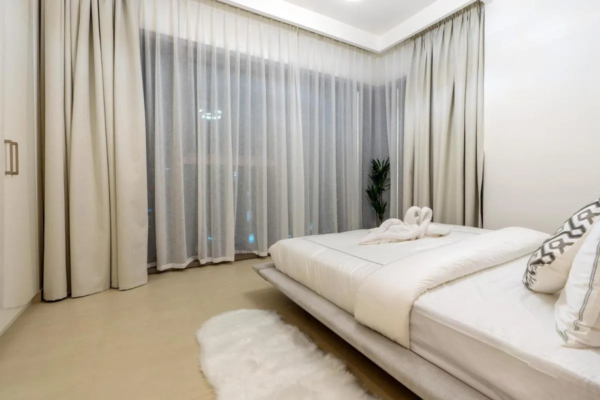 ⁨3 Bedrooms Apartment in Downtown Views - Dubai Burj Khalifa View⁩ — صورة 12