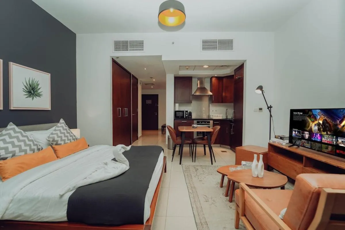 Elegant Studio Downtown 5 Minute Walk to Burj Khalifa & Dubai Mall - دبي، الإمارات
