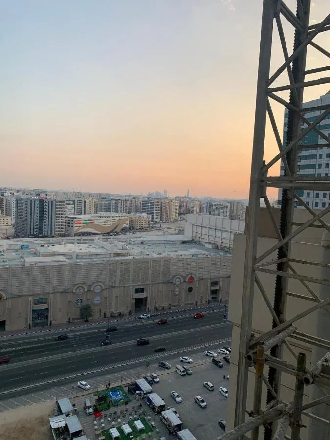 ⁨Dubai Sharjah Sunny Border Hotel Appartement⁩ — صورة 11