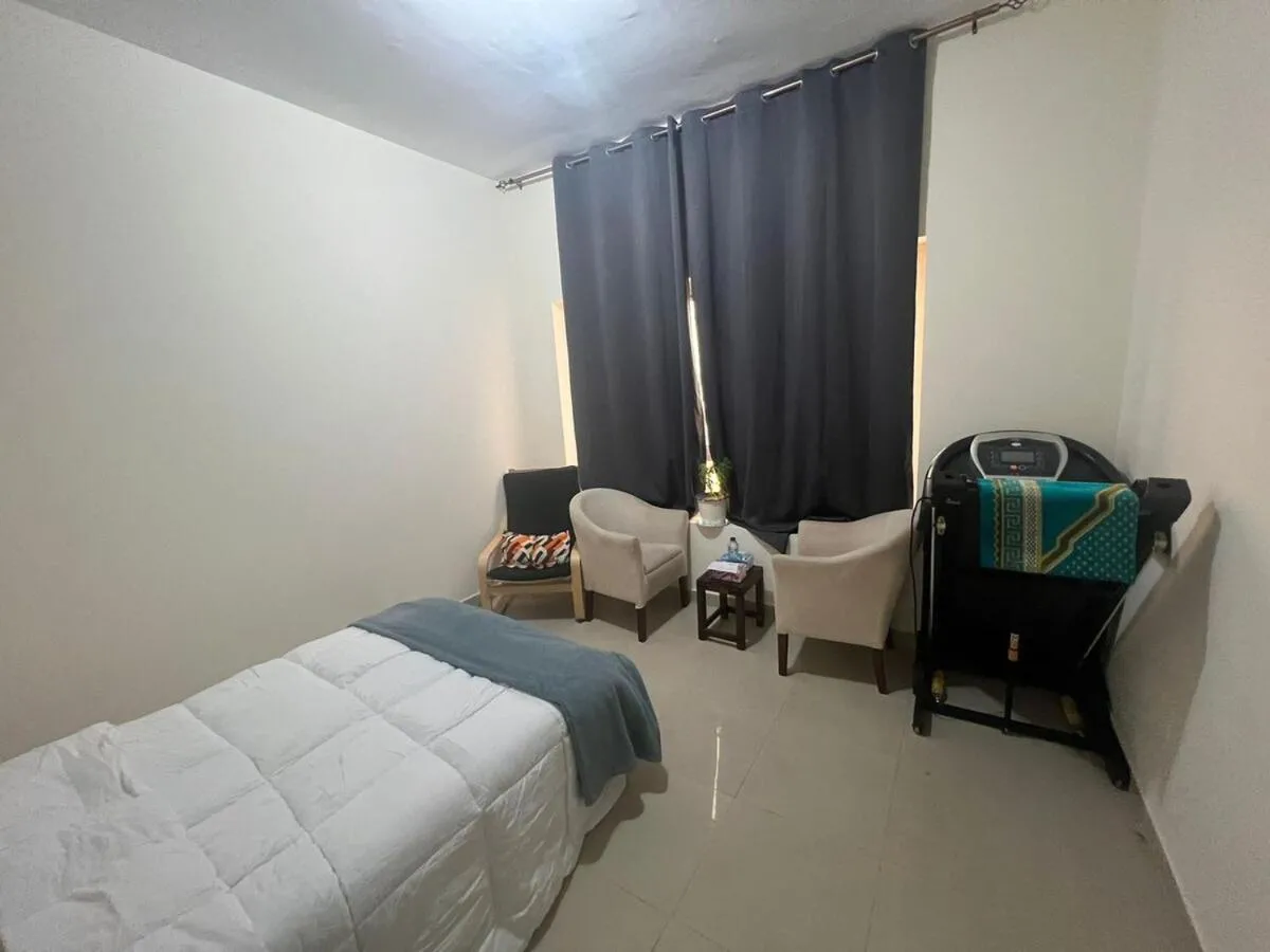 ⁨Dubai Sharjah Sunny Border Hotel Appartement⁩ — صورة 17