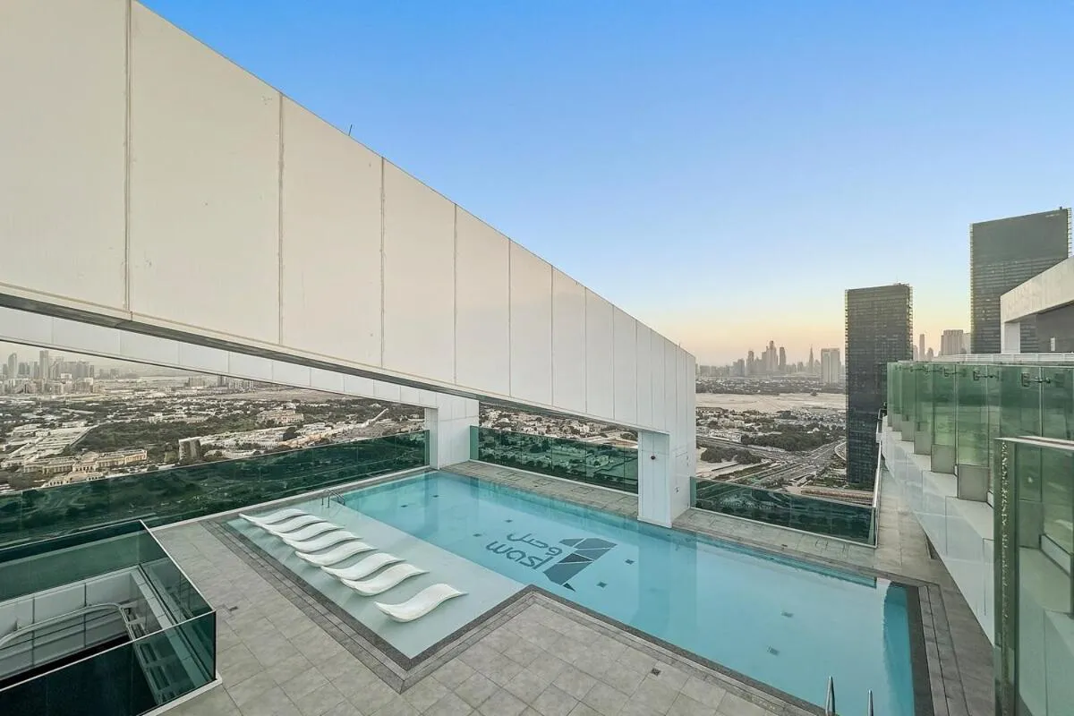 FIRST CLASS 2BR Panoramic Views of Dubai Frame — صورة 2