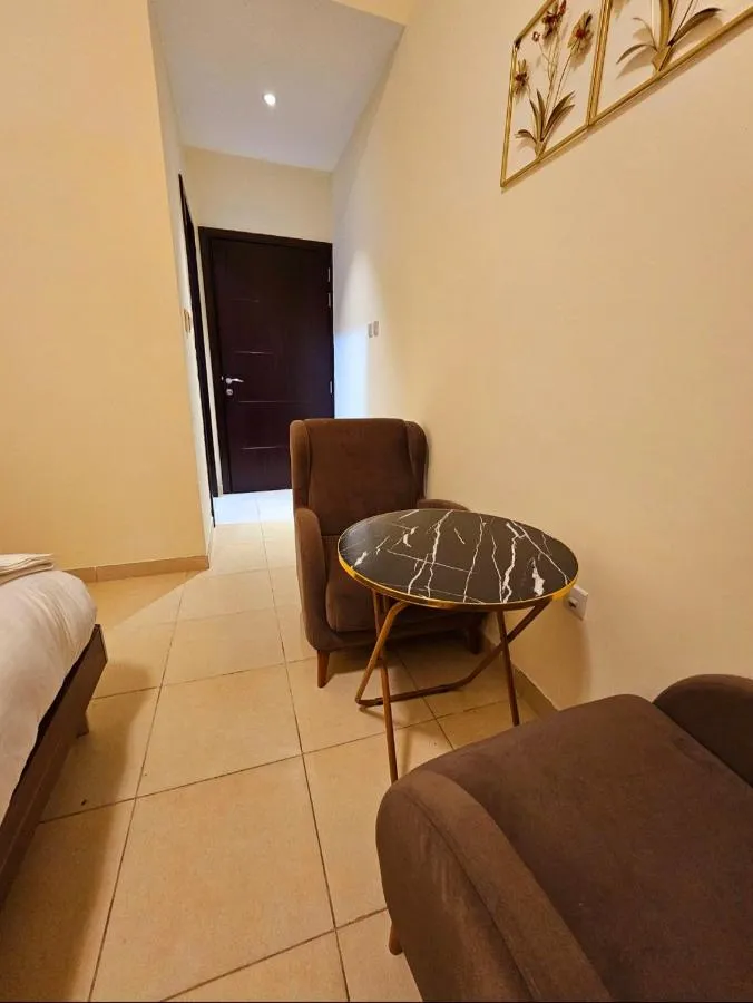 Room near to Lamer Beach Jumeirah one walk distance oima leasing property — صورة 2