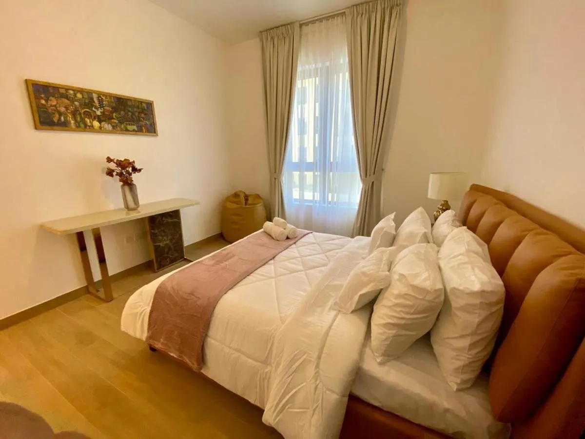 La Mer Beach Jumeirah 1 bedroom hall Beach view balcony burj khalifa view walk distance few steps by oima leasing property - دبي، الإمارات