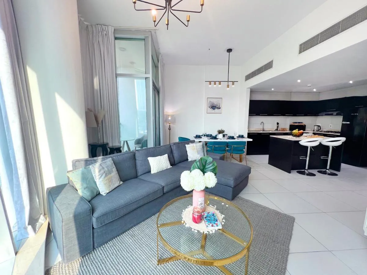 ⁨2 Bedroom Apartment with Spacious Private Garden in Dubai Marina⁩ — صورة 15