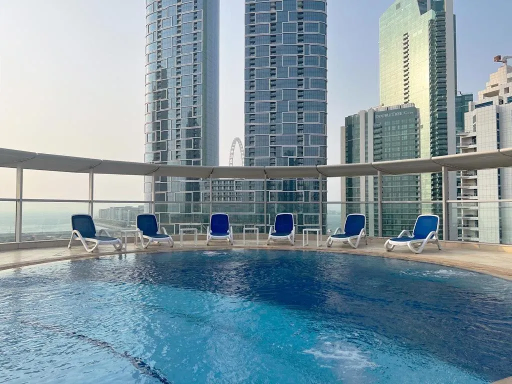 ⁨2 Bedroom Apartment with Spacious Private Garden in Dubai Marina⁩ — صورة 17