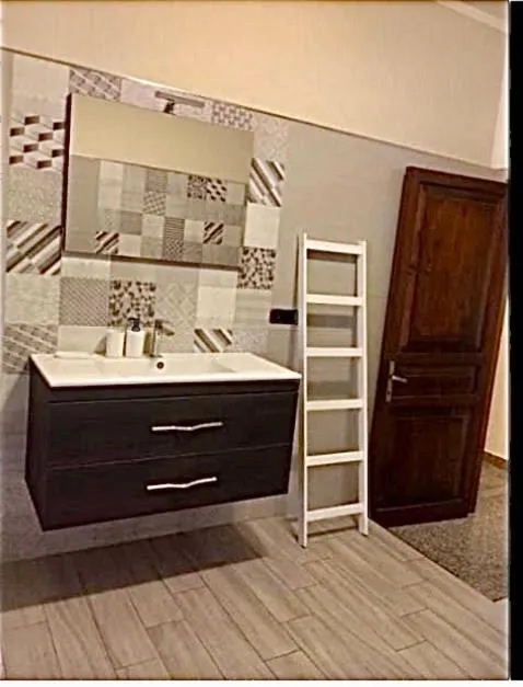 ⁨كلستس هاوس⁩ — صورة 17