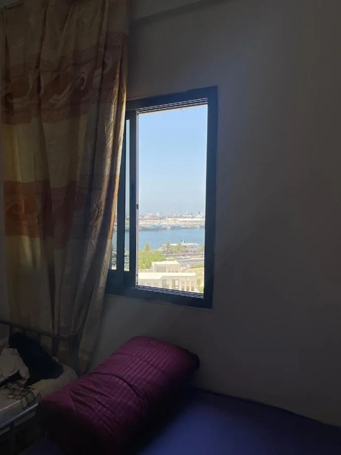 Ladies sharing Room beside Dubai station - الشارقة، الإمارات