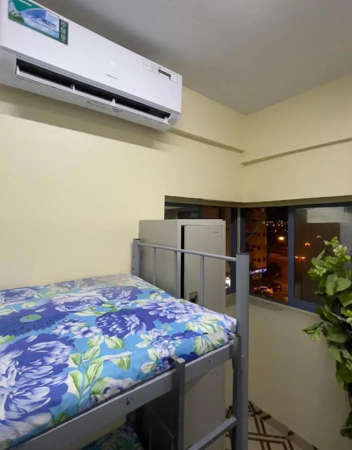 ⁨Sea View APT Near dubai Bus Station men Sharing⁩ — صورة 11
