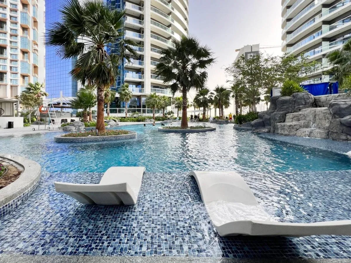 GuestReady - Luxurious interiors in Business Bay — صورة 4