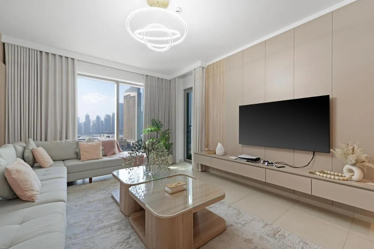 Amazing 2BR Home Burj Khalifa View Steps Walk to DubaiMall — صورة 3