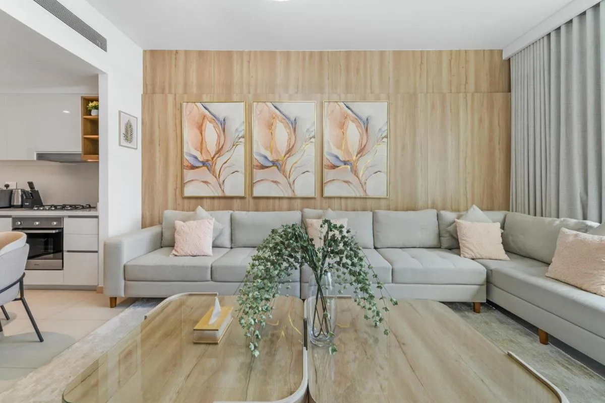 ⁨Amazing 2BR Home Burj Khalifa View Steps Walk to DubaiMall⁩ — صورة 31