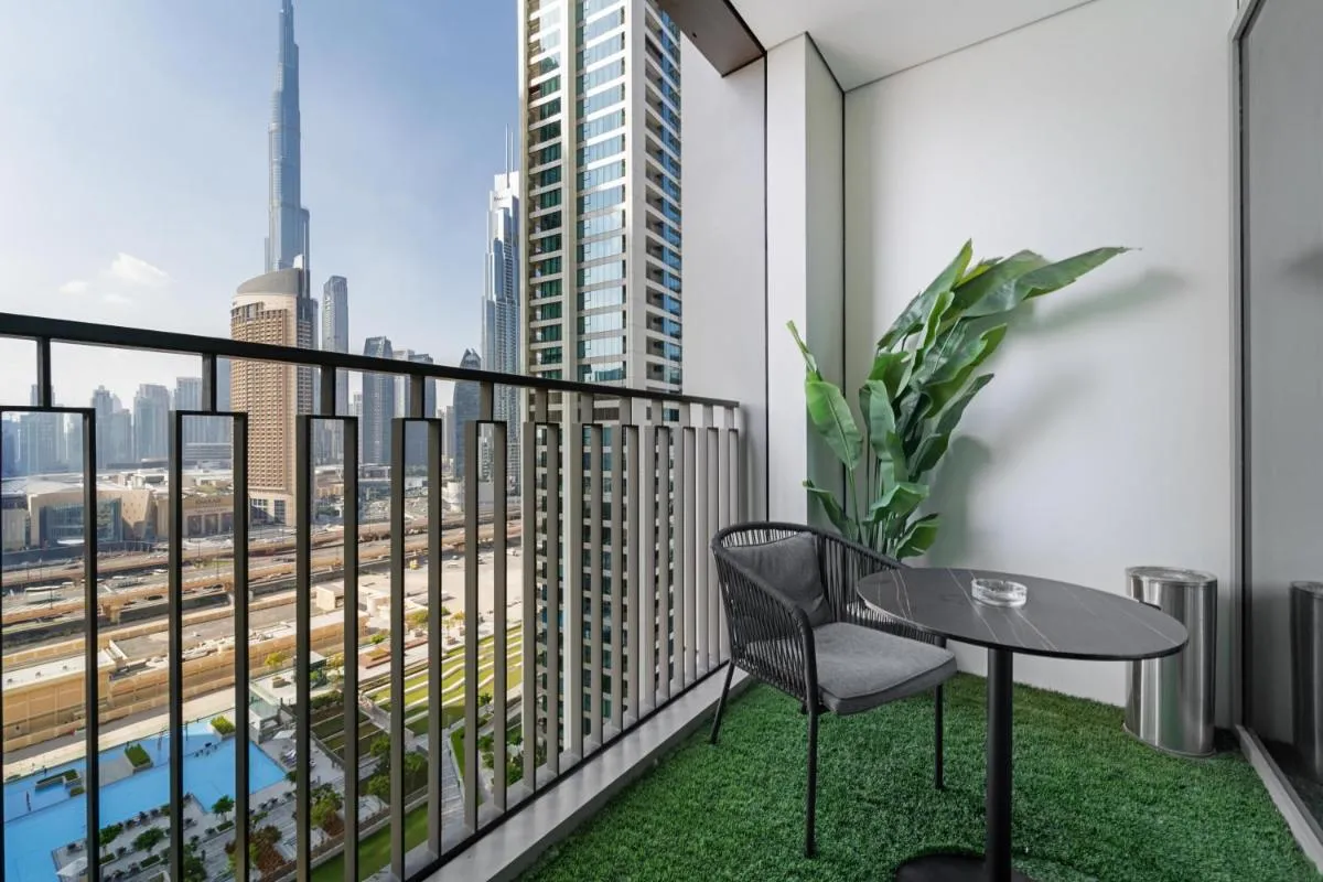 ⁨Amazing 2BR Home Burj Khalifa View Steps Walk to DubaiMall⁩ — صورة 15