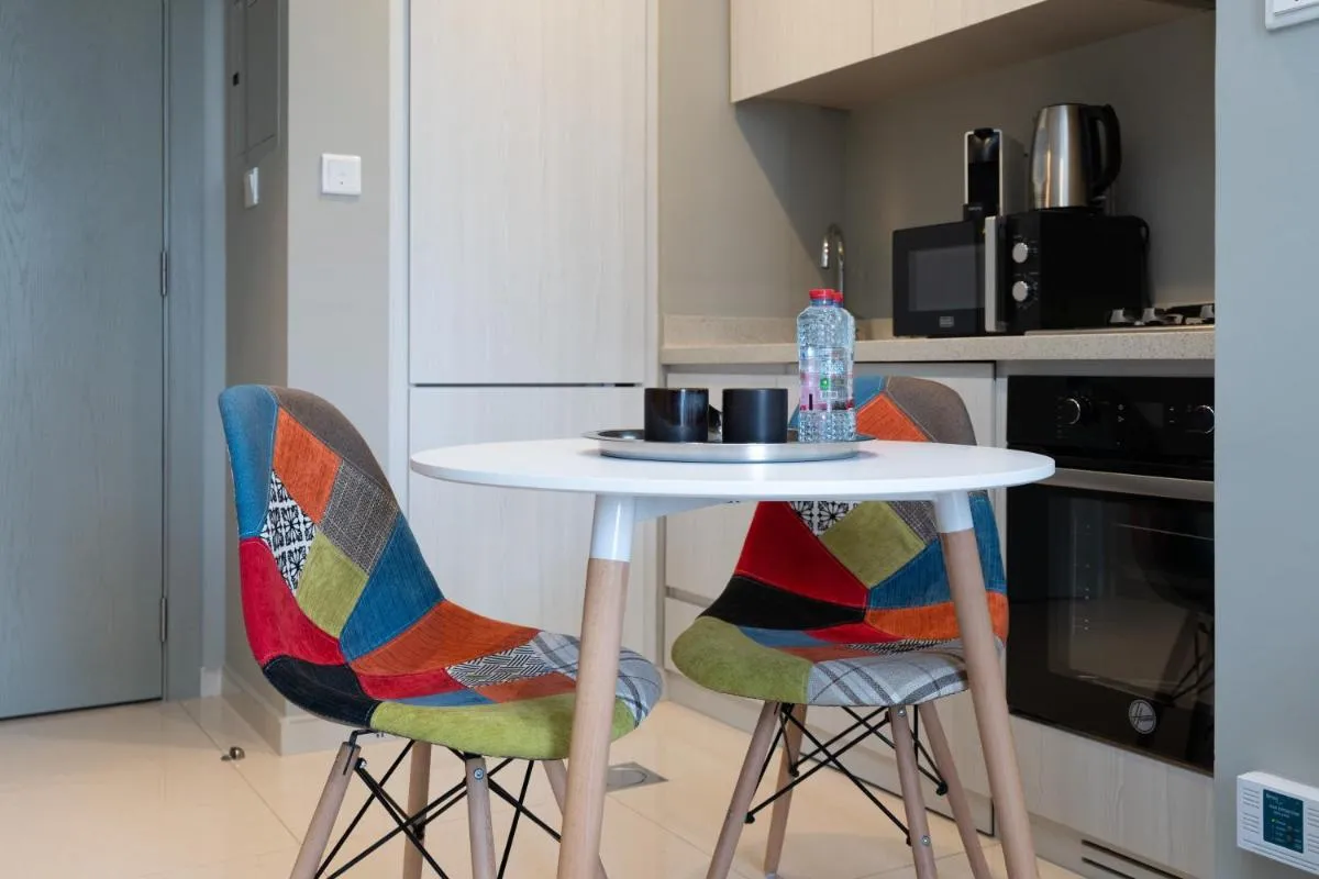 Keyrock Living - Lakeview Escape in Business Bay — صورة 3
