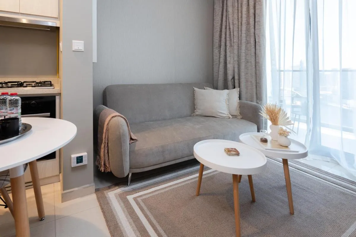 Keyrock Living - Lakeview Escape in Business Bay — صورة 2