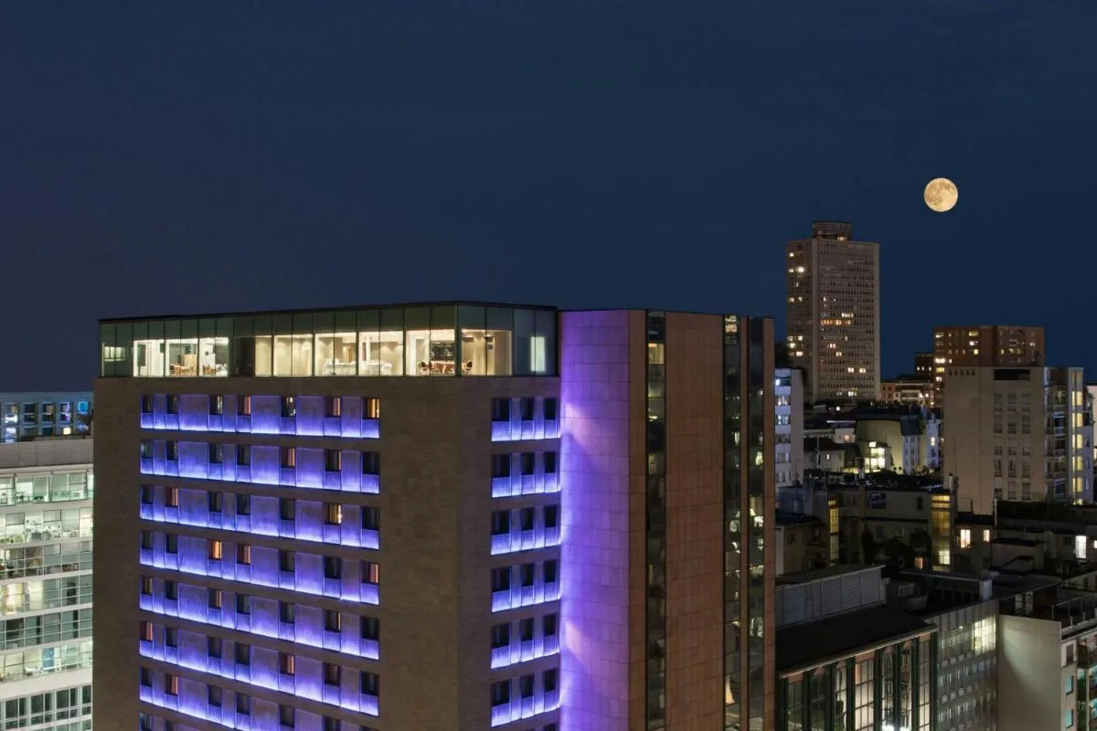 دوو ميلان بورتا نووفا تريبوت بورتفوليو — صورة 3