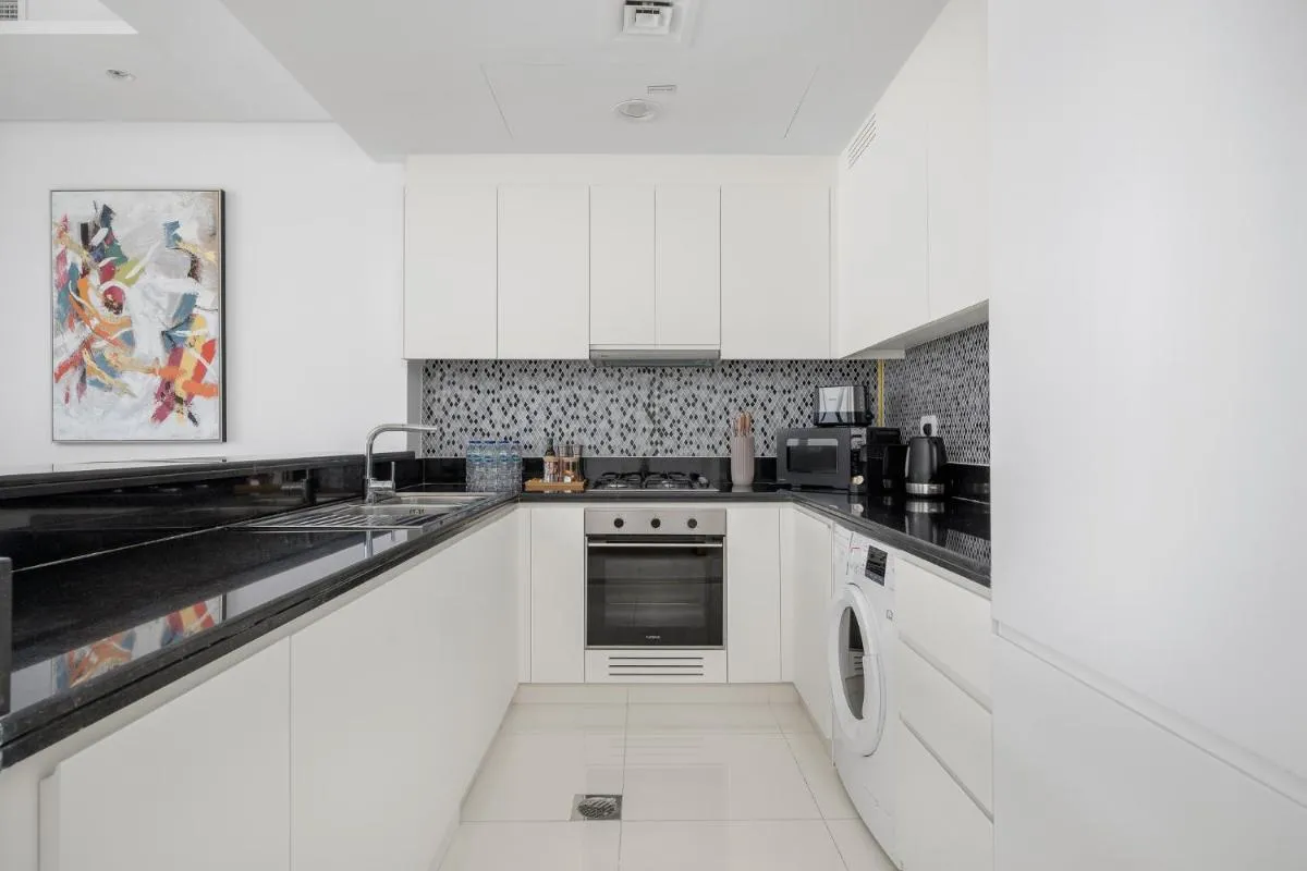 ⁨UrbanStays Dubai - Paramount Midtown⁩ — صورة 8