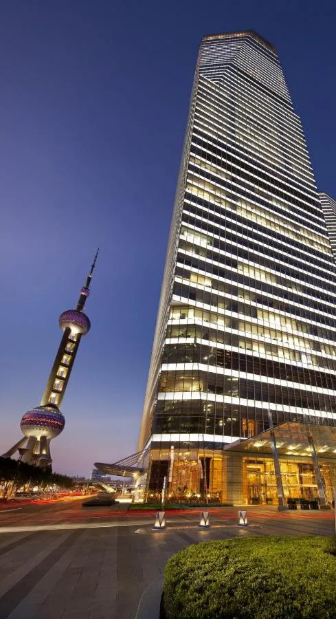 ذا ريتز كارلتون شانغهاي، بودونغ - شنغهاي، الصين