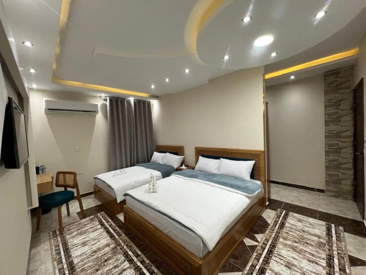 ⁨بيراميدس كريبت⁩ — صورة 5