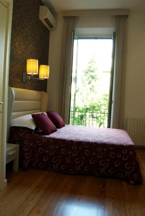 ولكوم تو كيتت ستودي - ميلانو، إيطاليا