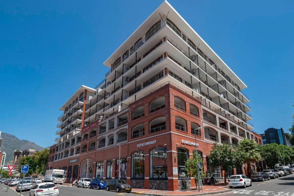 كسنيا ابارثوتل باي توتالستاي - كيب تاون، جنوب أفريقيا