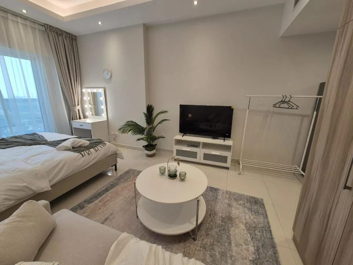Studio in Hera towers, Dubai sports city — صورة 3