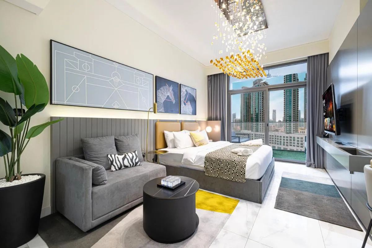 Luxury Studio Near Dubai Mall few mints walk