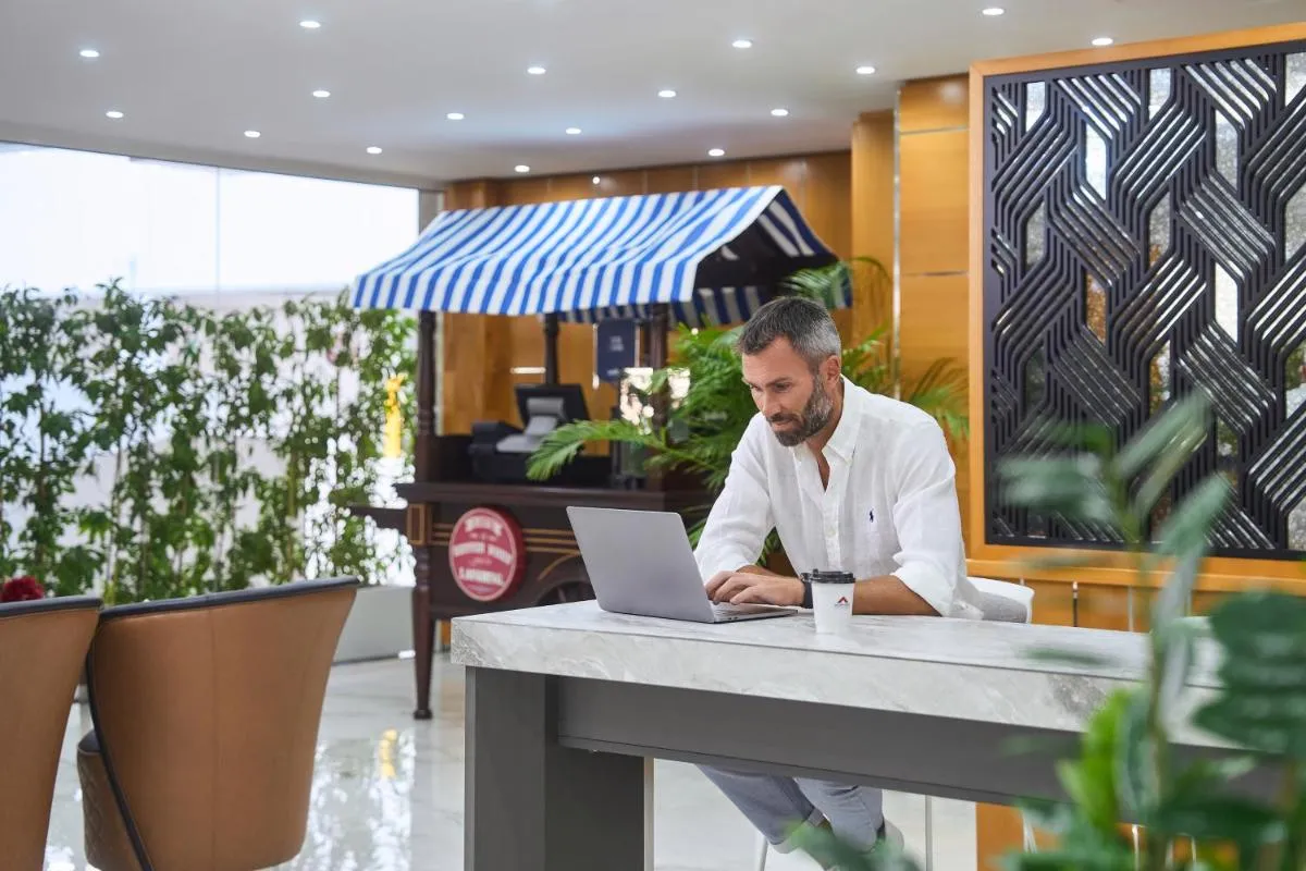 ⁨Golden Sands Bur Dubai⁩ — صورة 10