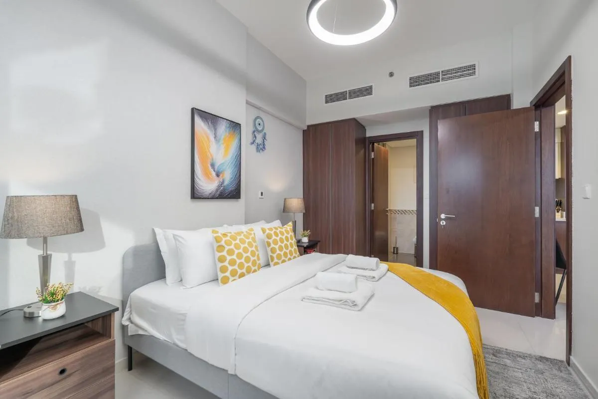 ⁨Burj View - Chic 2BR - 5min Dubai mall Canal⁩ — صورة 25