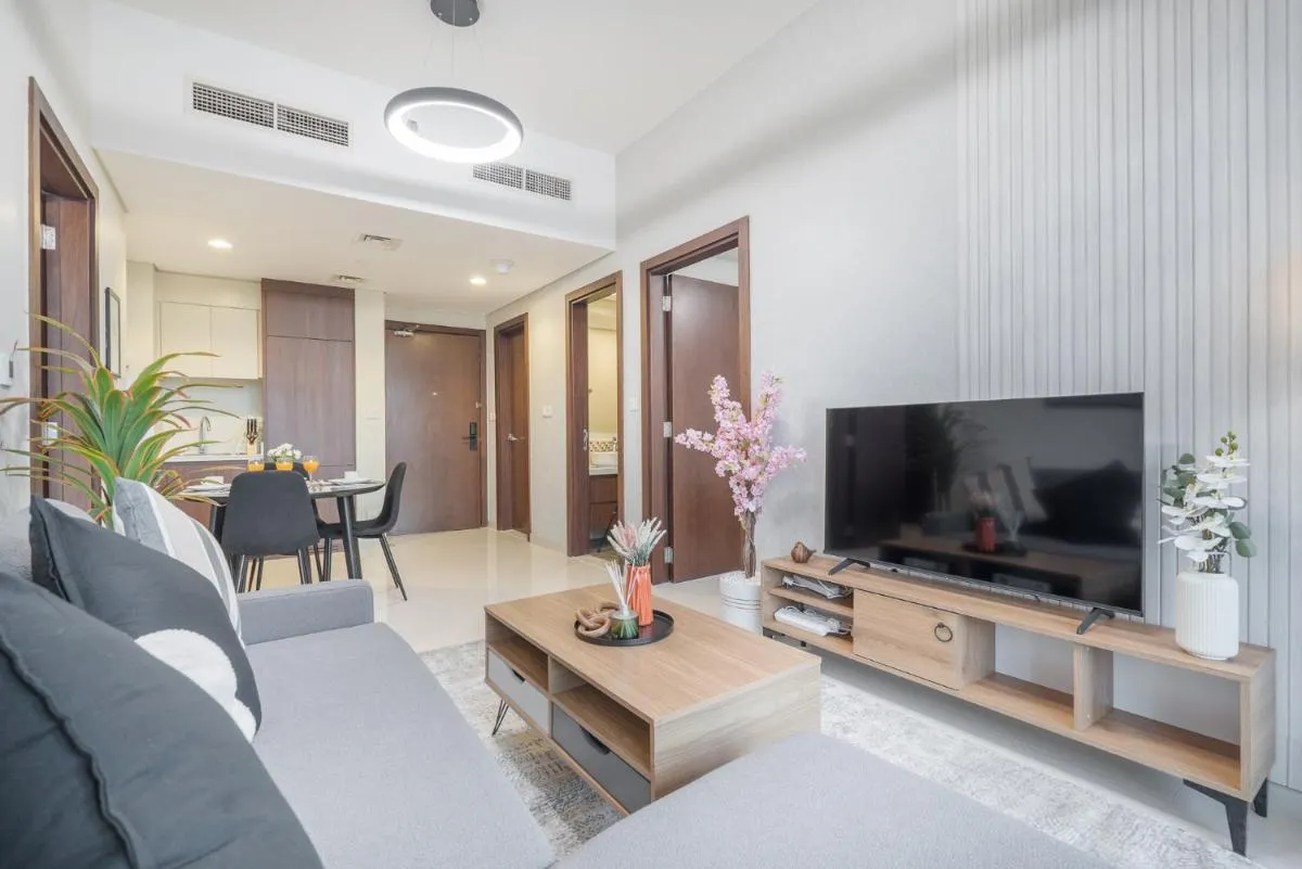 ⁨Burj View - Chic 2BR - 5min Dubai mall Canal⁩ — صورة 8