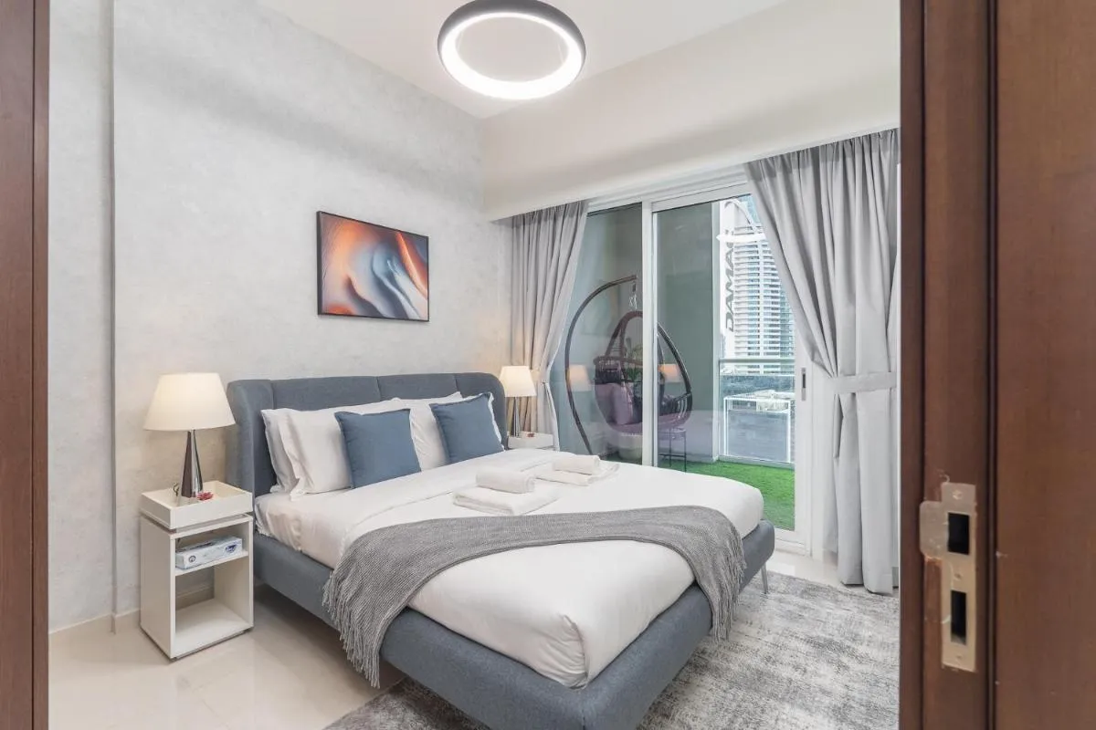 Burj View - Chic 2BR - 5min Dubai mall Canal — صورة 4