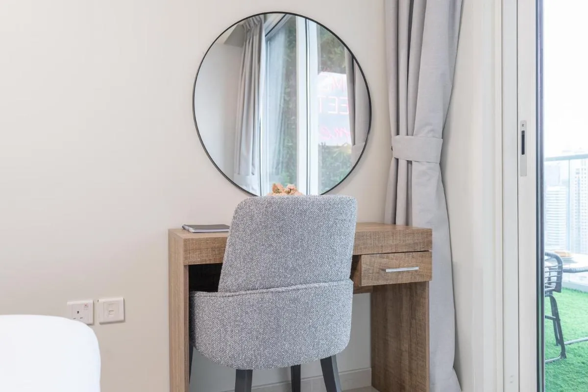 ⁨Burj View - Chic 2BR - 5min Dubai mall Canal⁩ — صورة 32