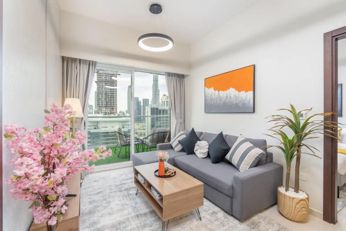 ⁨Burj View - Chic 2BR - 5min Dubai mall Canal⁩ — صورة 45