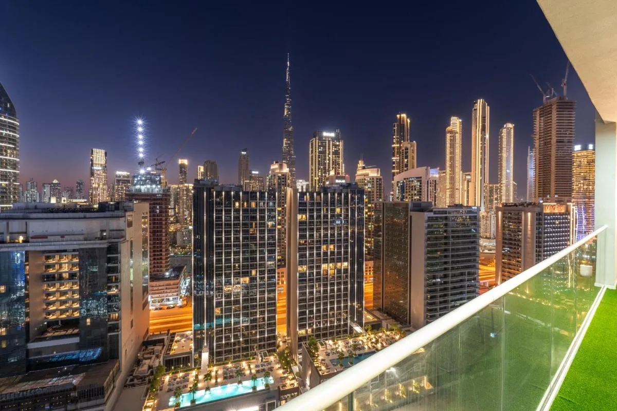 ⁨Stunning Burj View - Cozy 2BR - 5 min Dubai Mall⁩ — صورة 25