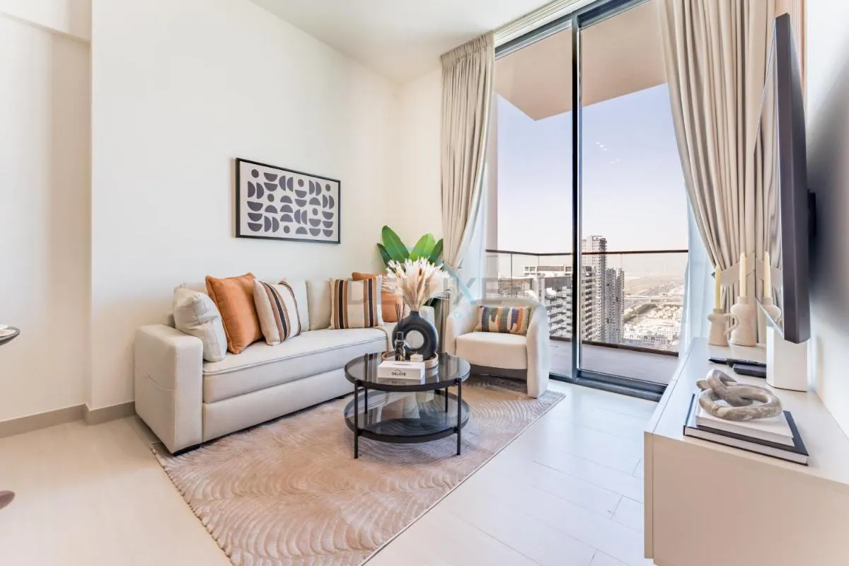 City Views 1BR Near Community Park with Private Balcony, Binghatti House, Jumeirah Village Circle by Deluxe Holiday Homes - دبي، الإمارات