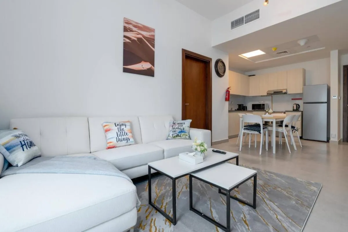 Delightful 2 Bedrooms In Jumeirah Village Circle - دبي، الإمارات