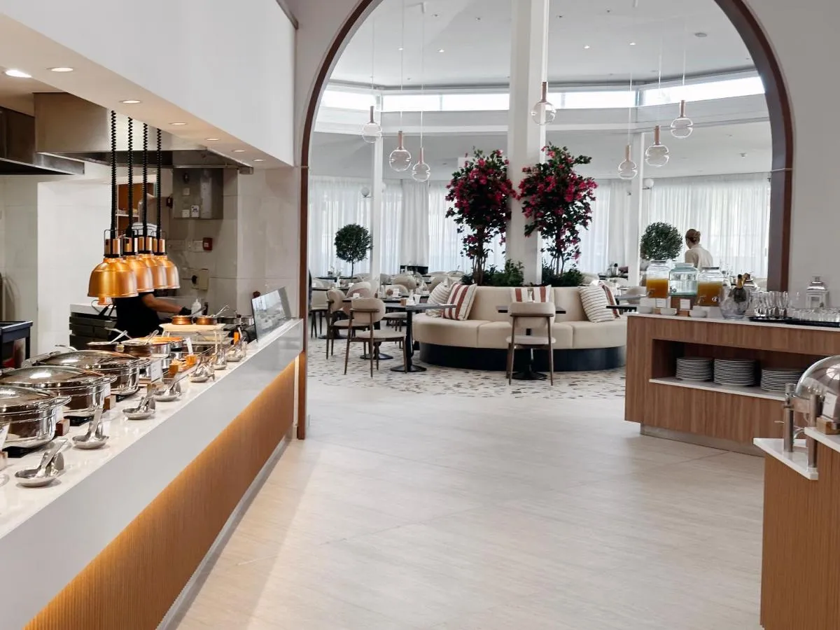 ⁨كينغ جاسون بابهوس - ديسيغنيد فور ادولتس بي لوويس هوتيلز⁩ — صورة 38
