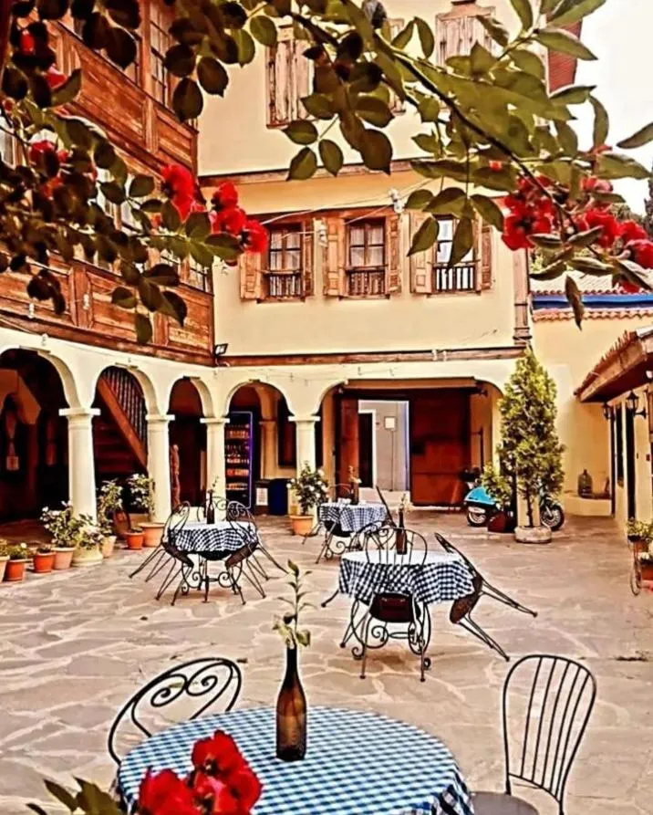 Anemon Koleksiyon Kula Otel - Kula، تركيا