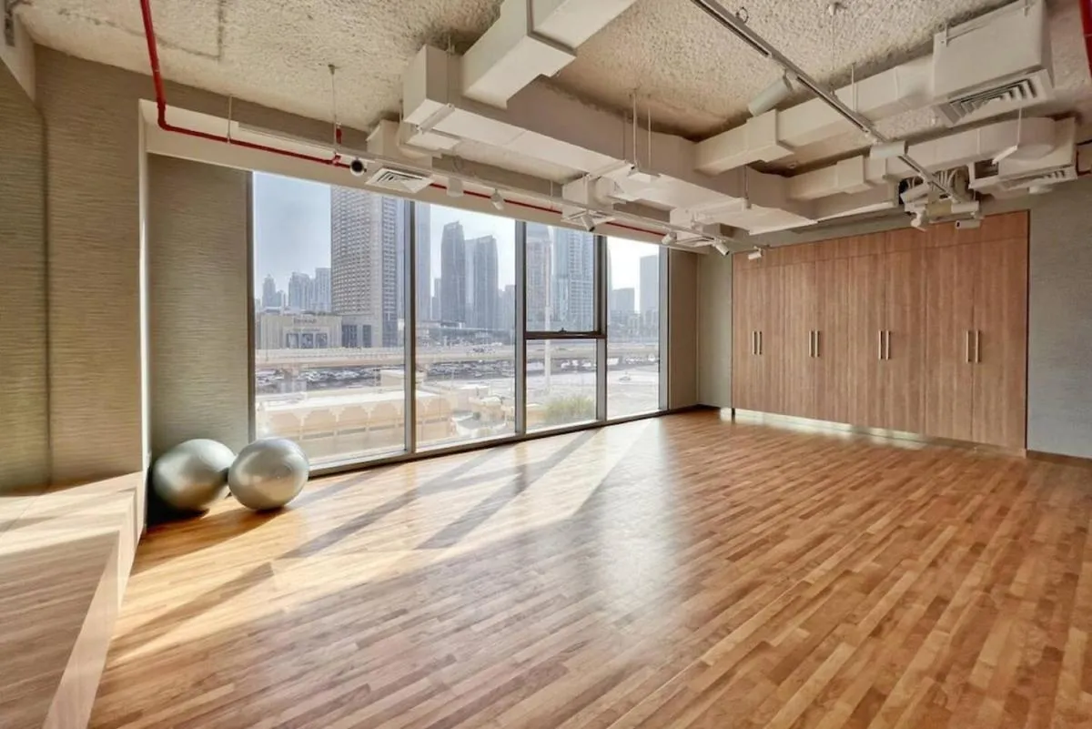 ⁨Vibrant Luxe Burj Khalifa Views-Dubai Mall Access by Maxx Value Homes⁩ — صورة 41