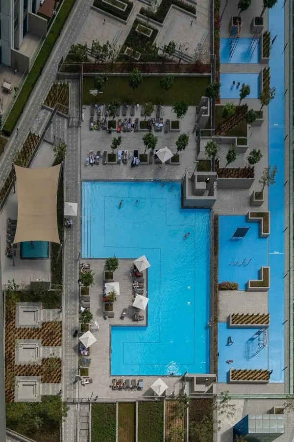 ⁨Vibrant Luxe Burj Khalifa Views-Dubai Mall Access by Maxx Value Homes⁩ — صورة 43